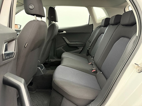 Seat Arona 13 of 22