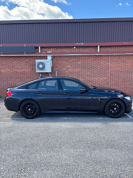 BMW 428i 4 of 5