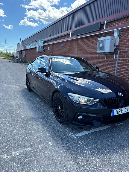 BMW 428i 3 of 5