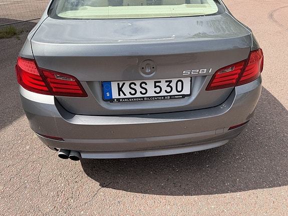 BMW 528 9 of 9