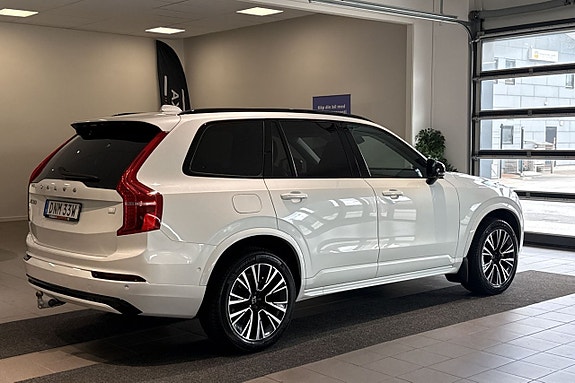 Volvo XC90 6 of 30