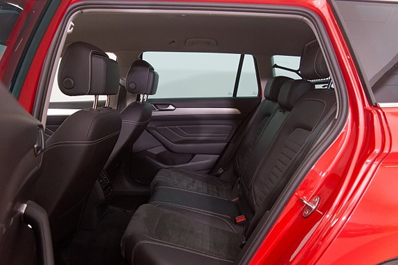 Volkswagen Passat 19 of 20
