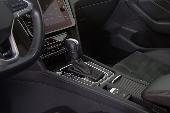 Volkswagen Passat 15 of 20