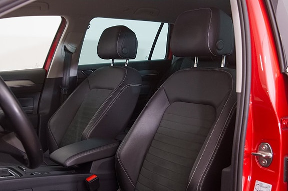 Volkswagen Passat 10 of 20