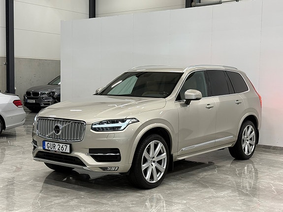 Volvo XC90 4 of 30