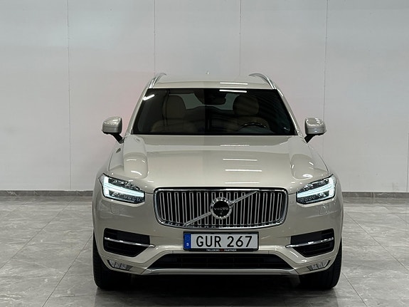 Volvo XC90 6 of 30