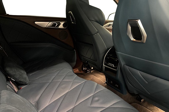 BMW XM 7 of 21