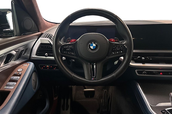 BMW XM 8 of 21