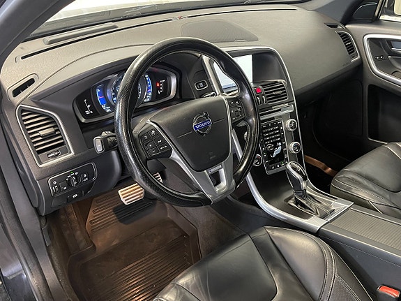 Volvo XC60 7 of 24
