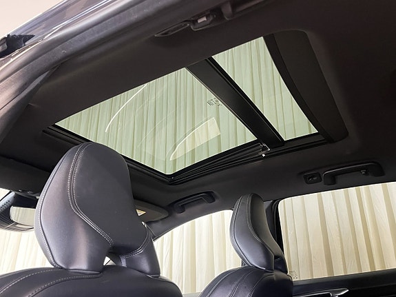 Volvo XC60 12 of 24