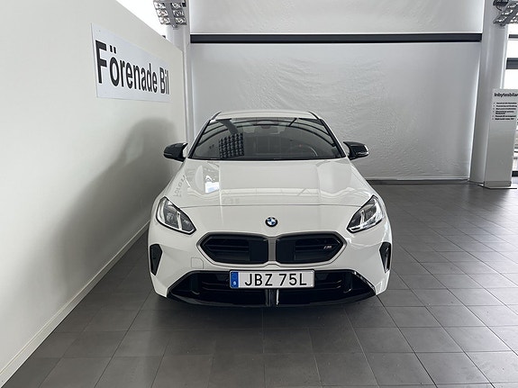 BMW M135i 2 of 5