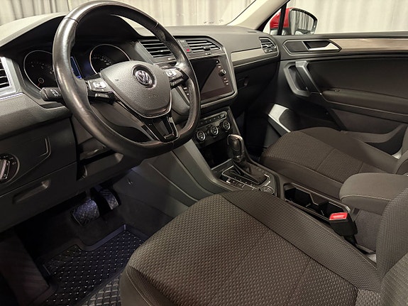 Volkswagen Tiguan Allspace 11 of 16