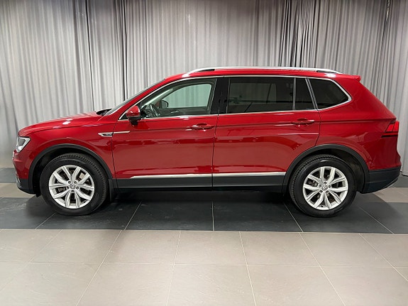 Volkswagen Tiguan Allspace 2 of 5