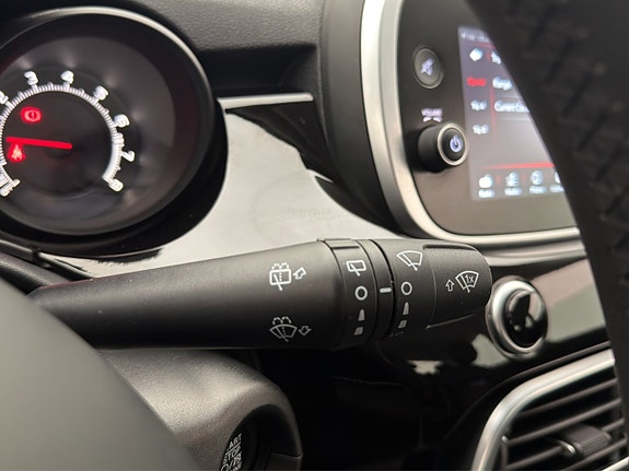 Fiat 500X 18 of 30
