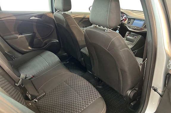 Opel Astra 12 of 19