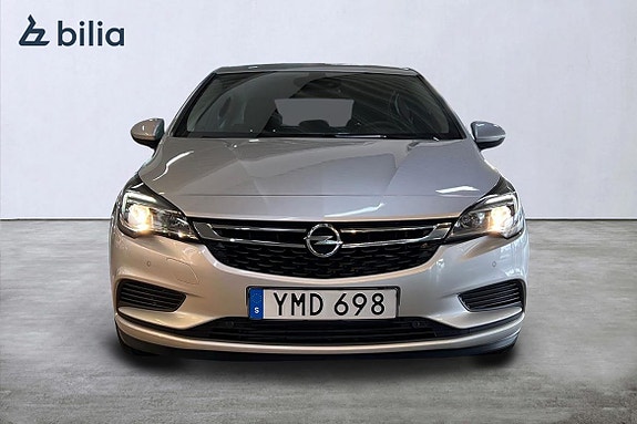 Opel Astra 2 of 5