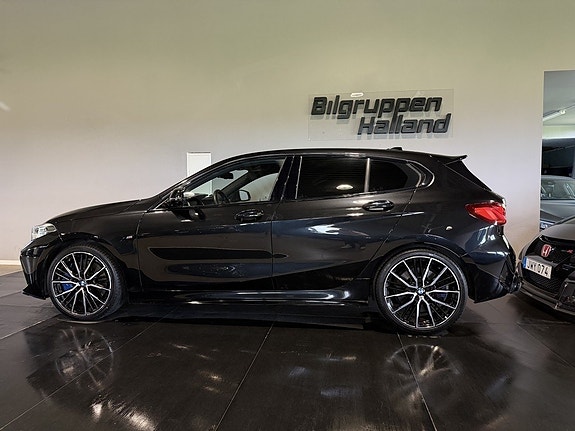 BMW M135i 4 of 5