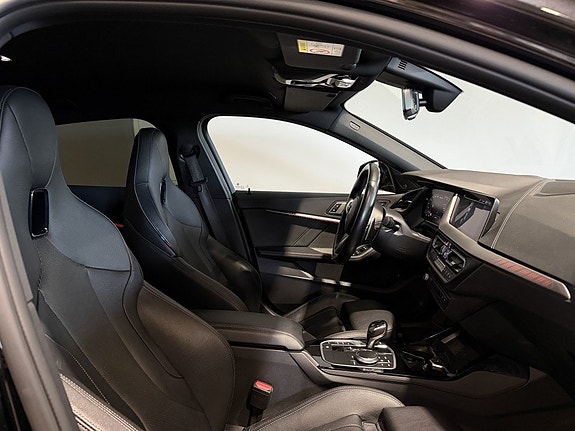 BMW M135i 20 of 30