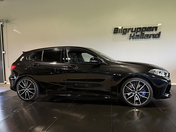 BMW M135i 6 of 30