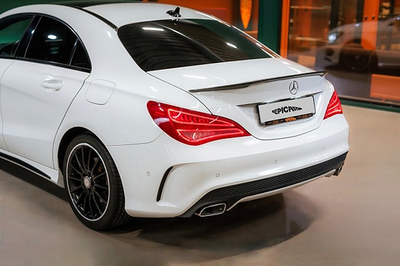 Mercedes-Benz CLA220 d 4 of 5