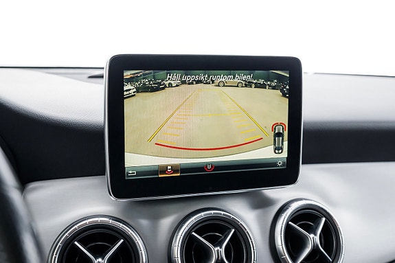 Mercedes-Benz CLA220 d 16 of 27
