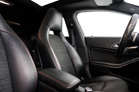 Mercedes-Benz CLA220 d 25 of 27
