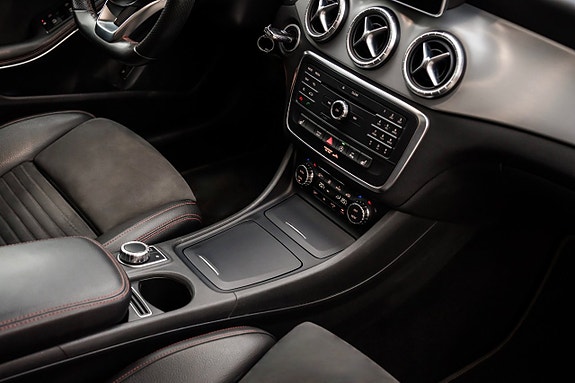 Mercedes-Benz CLA220 d 22 of 27