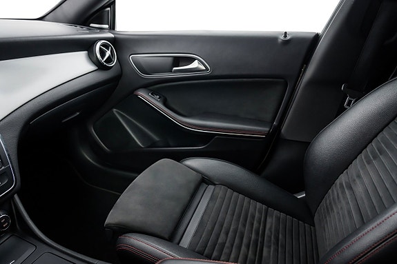 Mercedes-Benz CLA220 d 19 of 27