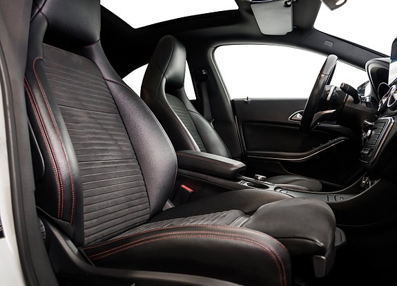 Mercedes-Benz CLA220 d 24 of 27