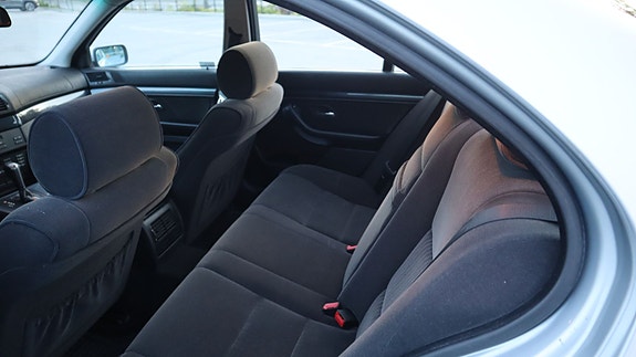 BMW 540i 11 of 13