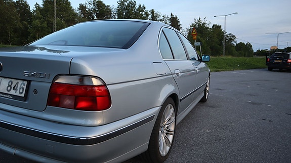 BMW 540i 6 of 13