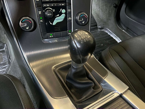 Volvo S60 16 of 18