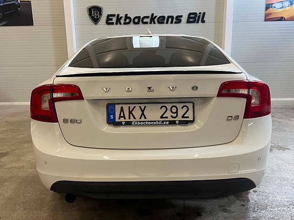 Volvo S60 5 of 5