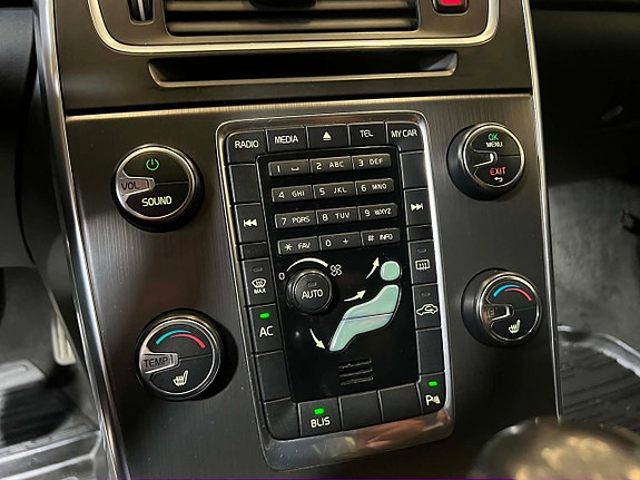 Volvo S60 10 of 18