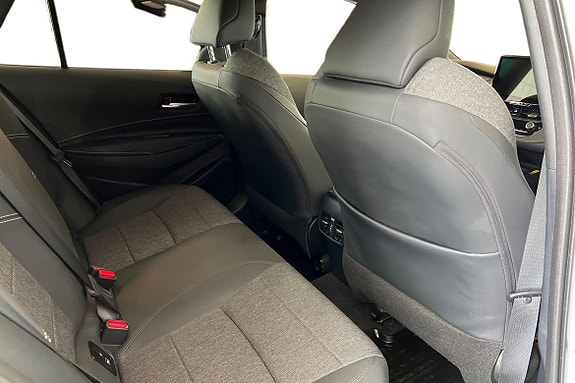 Toyota Corolla 9 of 21