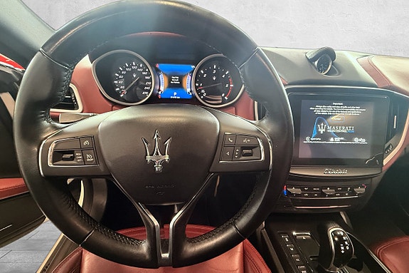 Maserati Ghibli 17 of 28