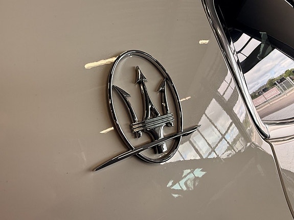 Maserati Ghibli 26 of 28