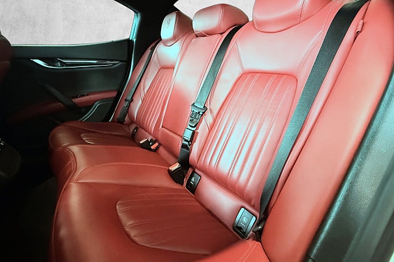 Maserati Ghibli 27 of 28