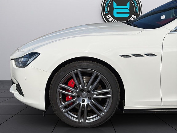 Maserati Ghibli 11 of 28