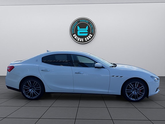 Maserati Ghibli 3 of 28