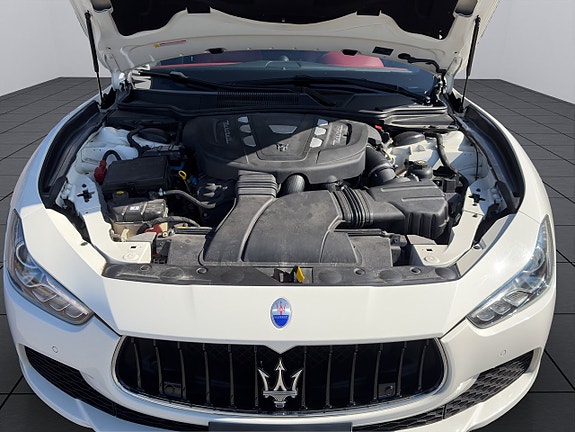 Maserati Ghibli 12 of 28