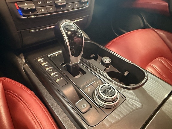 Maserati Ghibli 24 of 28