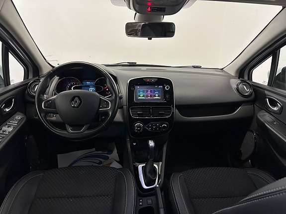 Renault Clio 15 of 19