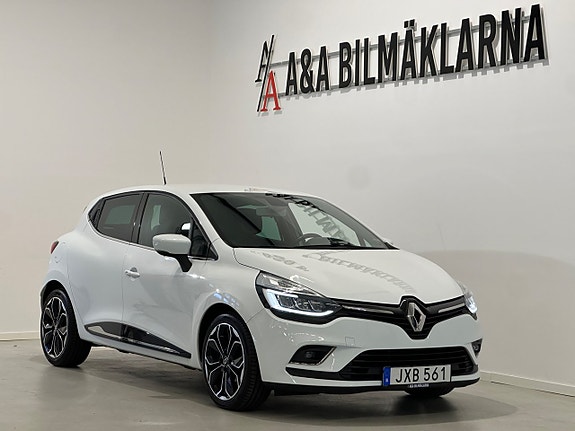 Renault Clio 2 of 5