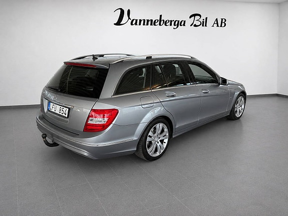 Mercedes-Benz C180 5 of 5