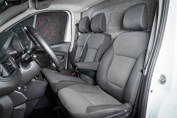 Renault Trafic 16 of 26