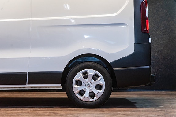 Renault Trafic 13 of 26