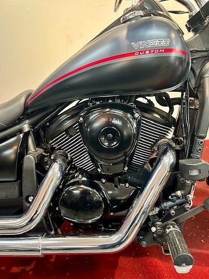 Kawasaki VN900 Vulcan Custom 7 of 7