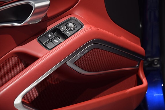 Porsche 718 Boxster S 8 of 13