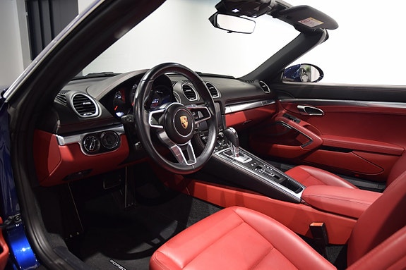 Porsche 718 Boxster S 6 of 13
